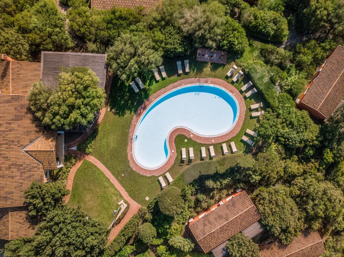 Hotel Aldiola Country Resort サンタントーニオ・ディ・ガッルーラ エクステリア 写真