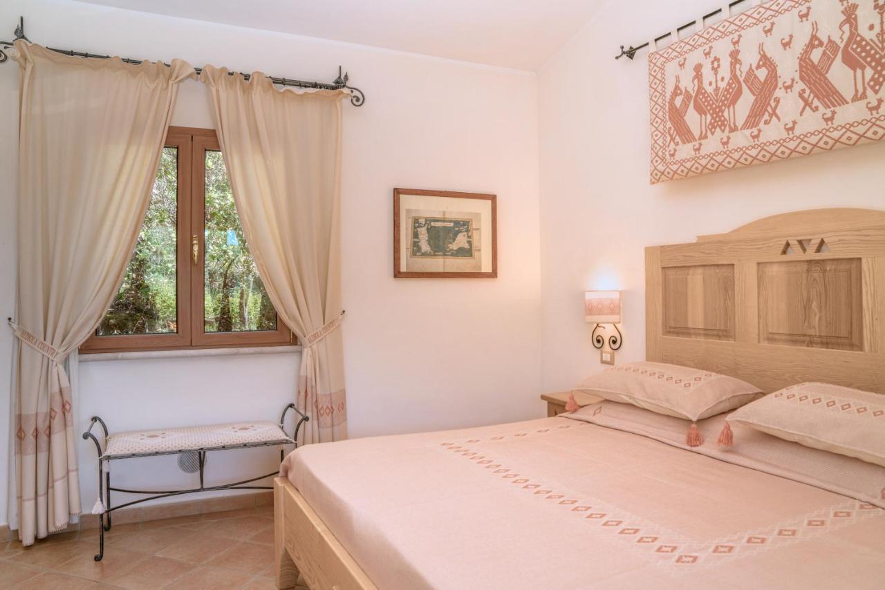 Hotel Aldiola Country Resort サンタントーニオ・ディ・ガッルーラ エクステリア 写真