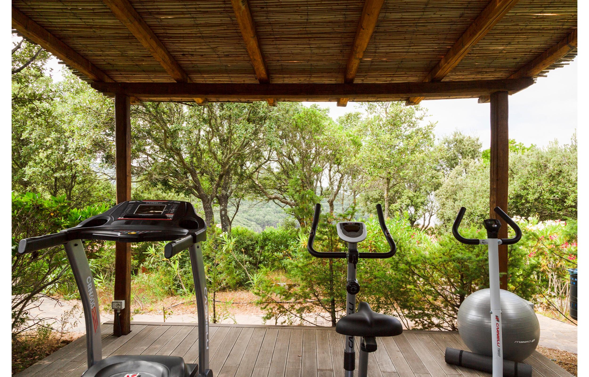 Hotel Aldiola Country Resort サンタントーニオ・ディ・ガッルーラ エクステリア 写真